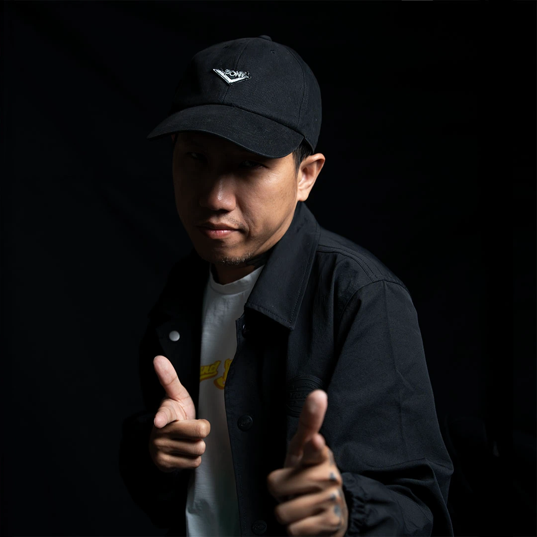 Mo, fine line and minimalist tattoo artist at BKK INK Tattoo Studio Bangkok