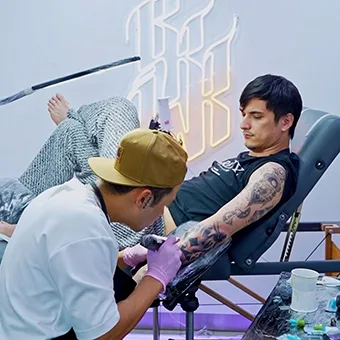 Chin Chinnawut (ชิน ชินวุฒ), Thai actor and singer, tattooed at BKK INK Bangkok